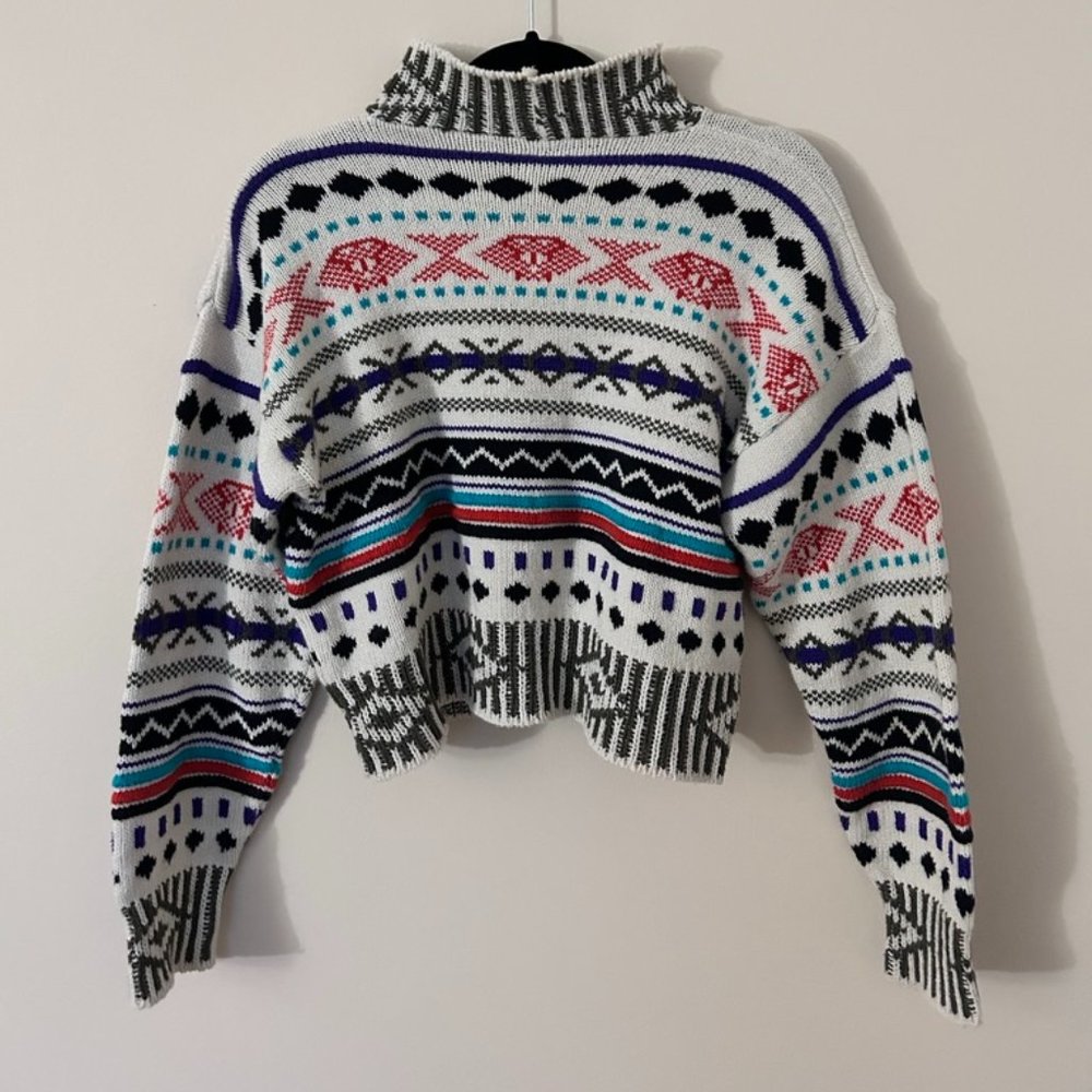 Vintage Patterned Turtle Neck (Super Cute)